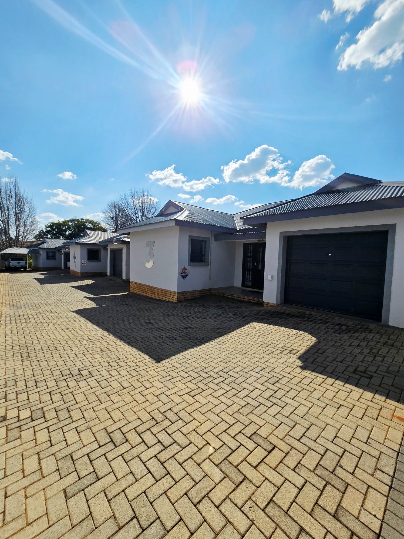 Commercial Property for Sale in Wilkoppies North West